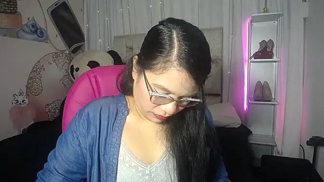 KEYRA-MILLER- online show from November 25, 2:01 am