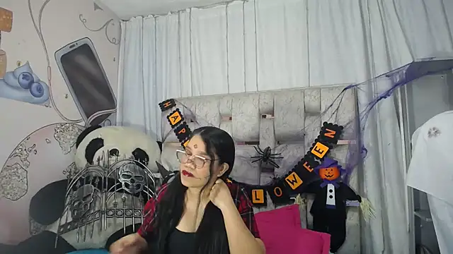 KEYRA-MILLER- online show from November 1, 2:29 am