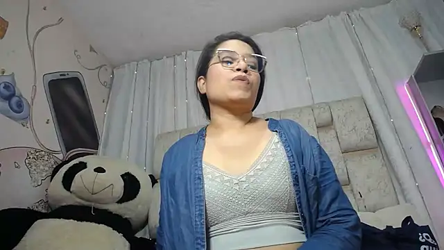 KEYRA-MILLER- online show from December 15, 2:39 am