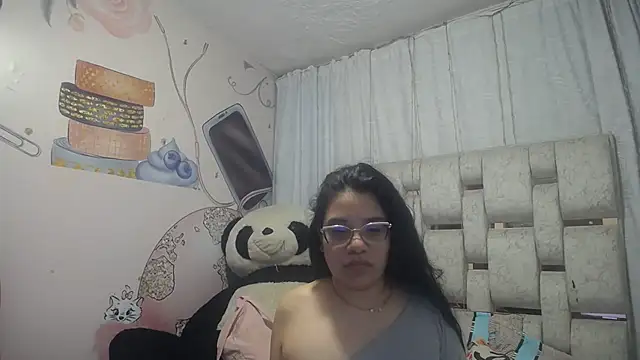 KEYRA-MILLER- online show from February 2, 2:21 am