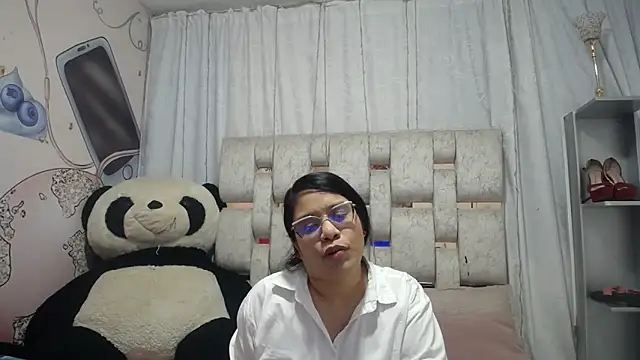 KEYRA-MILLER- online show from February 10, 2:54 am