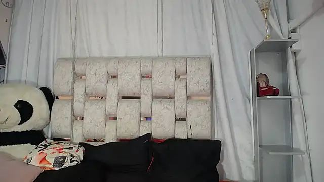 KEYRA-MILLER- online show from March 27, 1:47 am