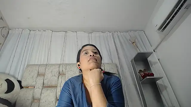 KEYRA-MILLER- online show from February 13, 2:00 am