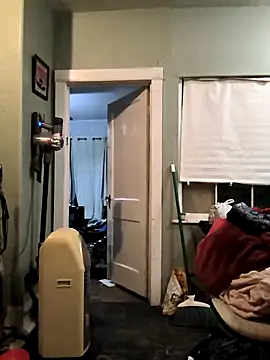 Snapshot of TexaSMESS_37 chatting on February 26, 4:45 am TexaSMESS 37 online show from February 26, 4:45 am