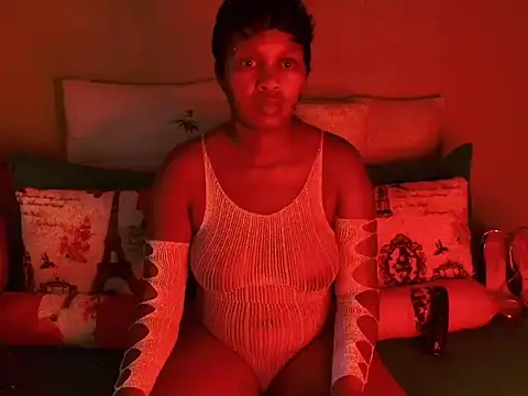 Snapshot of Bootycurvy2 chatting on September 29, 3:39 pm Bootycurvy2 online show from September 29, 3:39 pm