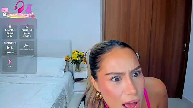 Snapshot of AndreaMartini chatting on September 22, 11:55 pm AndreaMartini online show from September 22, 11:55 pm