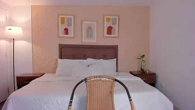 Snapshot of AndreaMartini chatting on January 26, 10:24 pm AndreaMartini online show from January 26, 10:24 pm