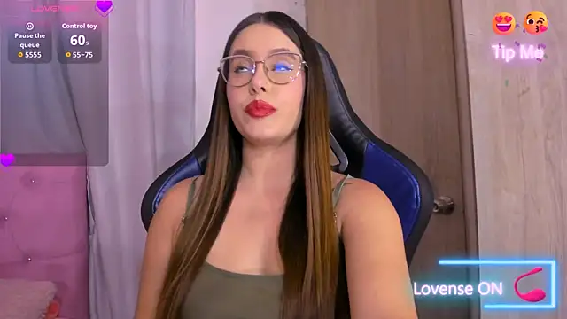ParisShayk online show from May 15, 5:55 pm