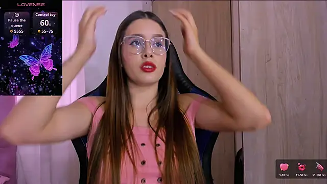 Snapshot of ParisShayk chatting on January 6, 6:01 pm ParisShayk online show from January 6, 6:01 pm