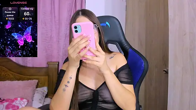 Snapshot of ParisShayk chatting on September 26, 6:04 pm ParisShayk online show from September 26, 6:04 pm