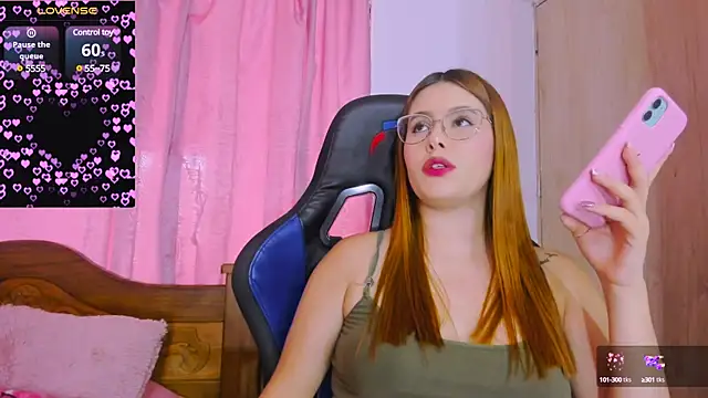 Snapshot of ParisShayk chatting on February 13, 6:37 pm ParisShayk online show from February 13, 6:37 pm