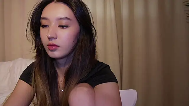 Sarasuo1 online show from January 31, 1:34 pm