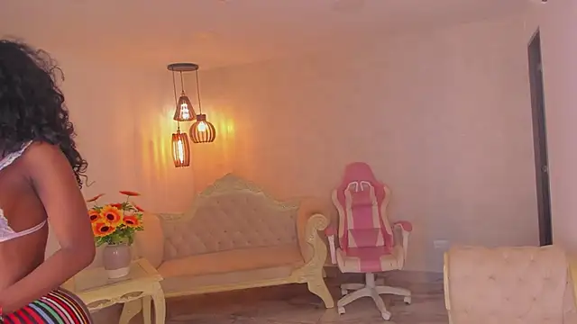 shantallknowless online show from January 15, 1:36 pm