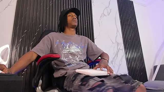 Snapshot of BRYXXXON1 chatting on September 22, 5:41 pm BRYXXXON1 online show from September 22, 5:41 pm