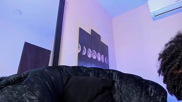 Snapshot of BRYXXXON1 chatting on March 7, 5:17 pm BRYXXXON1 online show from March 7, 5:17 pm