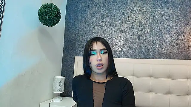 Cloeandtyfanny online show from February 27, 12:44 am