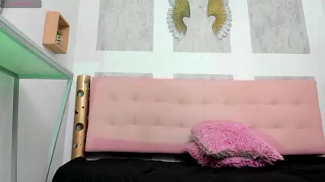 Cloeandtyfanny online show from November 10, 8:47 pm