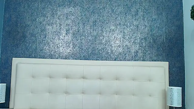 Cloeandtyfanny online show from January 12, 1:01 am