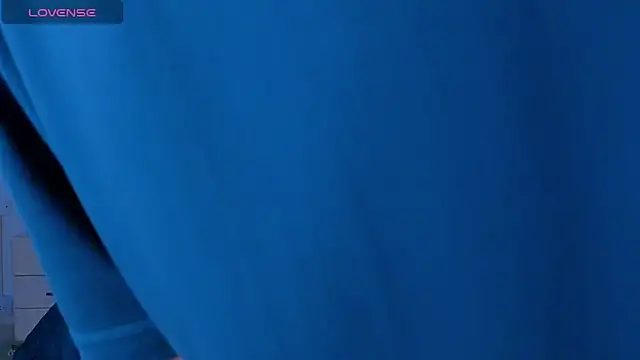 Issac james  online show from April 10, 4:08 am