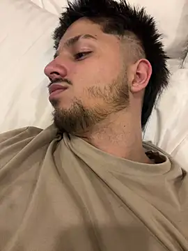 Issac james  online show from March 7, 9:37 am