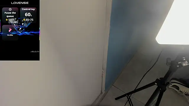 Issac james  online show from January 13, 3:10 am