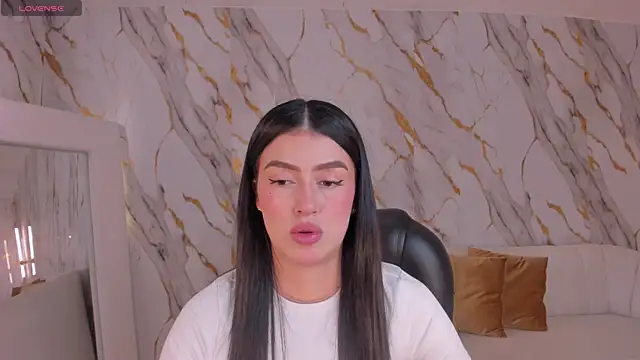 PaulinaSantos  online show from September 28, 5:09 pm