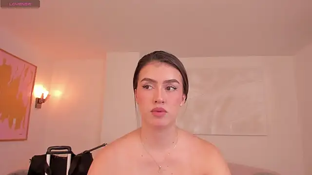 Snapshot of PaulinaSantos_ chatting on December 21, 5:25 pm PaulinaSantos online show from December 21, 5:25 pm