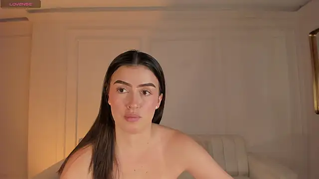 PaulinaSantos  online show from March 22, 5:14 pm