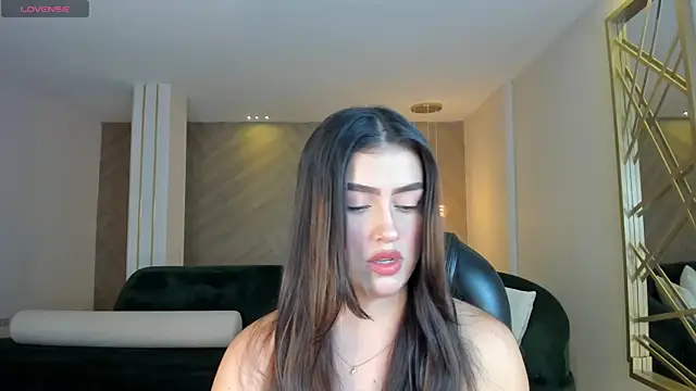 Snapshot of PaulinaSantos_ chatting on June 9, 7:26 pm PaulinaSantos online show from June 9, 7:26 pm