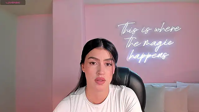 PaulinaSantos  online show from September 24, 6:47 pm