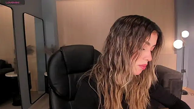 PaulinaSantos  online show from March 13, 7:17 pm