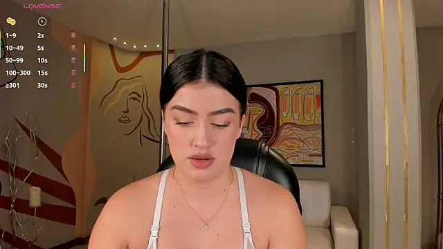 Snapshot of PaulinaSantos_ chatting on July 9, 7:57 pm PaulinaSantos online show from July 9, 7:57 pm