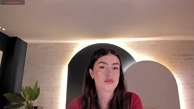 PaulinaSantos  online show from June 3, 7:07 pm