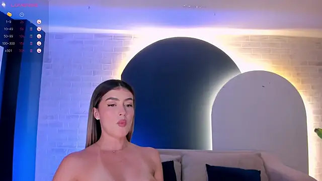 PaulinaSantos  online show from March 2, 8:25 pm