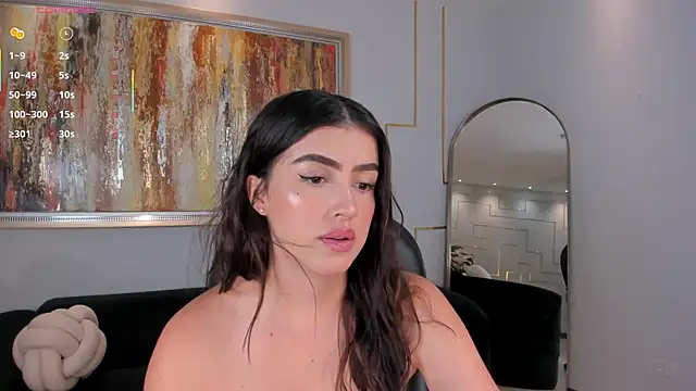 PaulinaSantos  online show from May 6, 7:18 pm