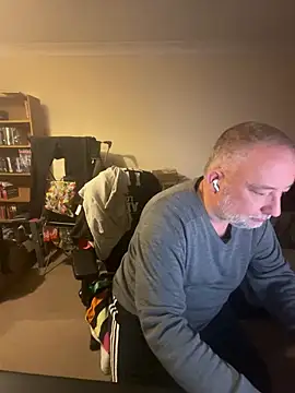 LondonTeffy online show from October 15, 9:23 pm