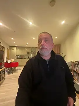 LondonTeffy online show from April 28, 9:08 pm