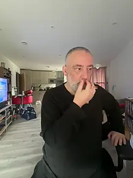 LondonTeffy online show from March 24, 9:31 am