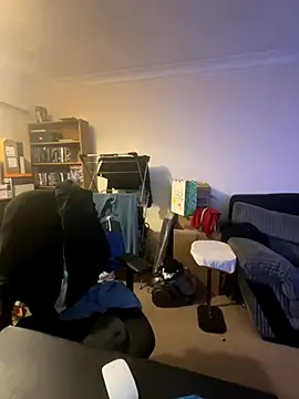 LondonTeffy online show from October 27, 9:49 pm