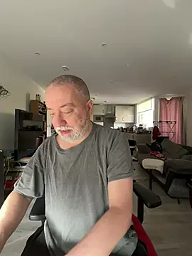 LondonTeffy online show from March 20, 9:32 am