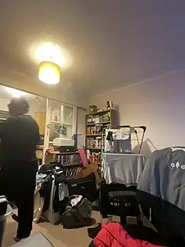 LondonTeffy online show from December 13, 10:23 pm