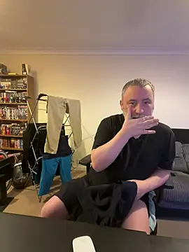 LondonTeffy online show from January 21, 10:41 pm