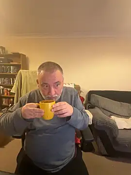 LondonTeffy online show from October 28, 10:31 pm