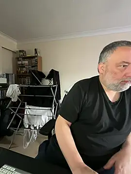 LondonTeffy online show from January 31, 10:42 am