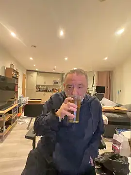 LondonTeffy online show from February 12, 10:09 pm