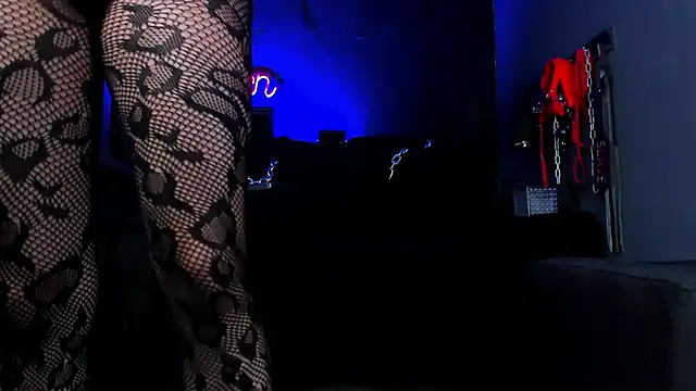 AshleyStones online show from February 5, 7:32 pm