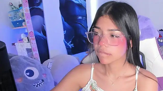 Snapshot of cutestephuwu chatting on March 21, 9:12 pm cutestephuwu online show from March 21, 9:12 pm