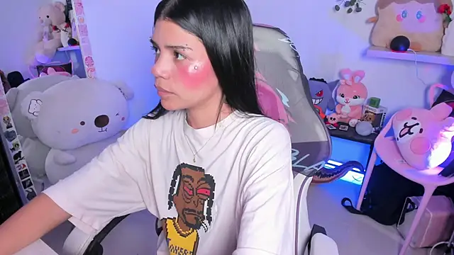 Snapshot of cutestephuwu chatting on October 30, 1:26 am cutestephuwu online show from October 30, 1:26 am