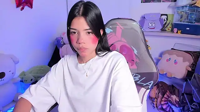 Snapshot of cutestephuwu chatting on October 17, 12:25 am cutestephuwu online show from October 17, 12:25 am