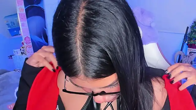 Snapshot of cutestephuwu chatting on March 11, 4:19 am cutestephuwu online show from March 11, 4:19 am